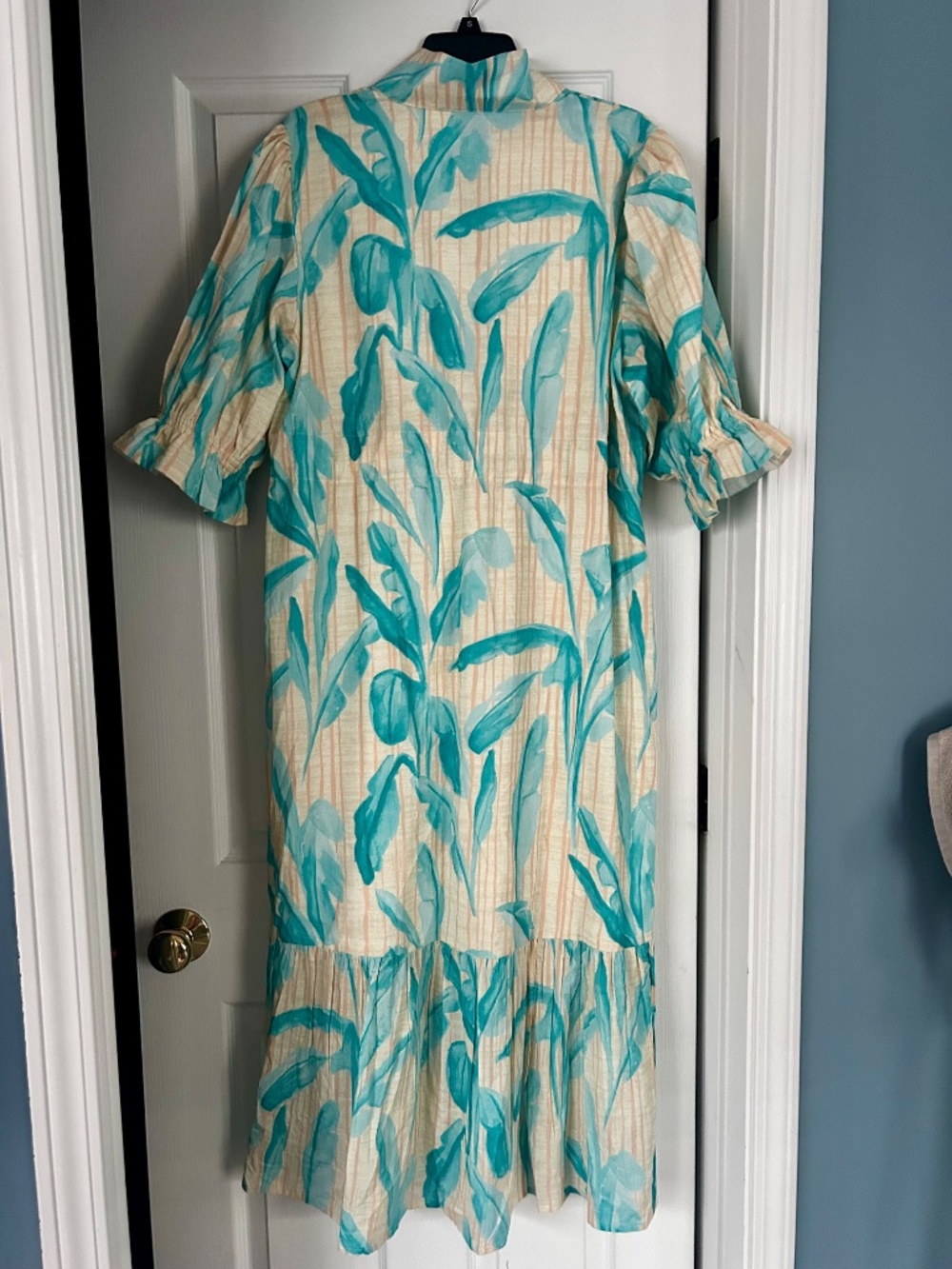 Holly Shae Catherine Blue Feather Pattern Dress Size M/L-NWOT - Picture 2 of 6